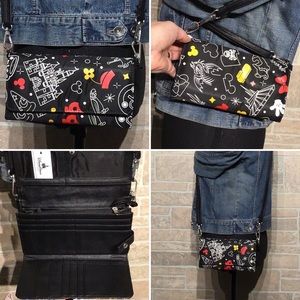 Authentic Disney Parks small shoulder bag NWOT